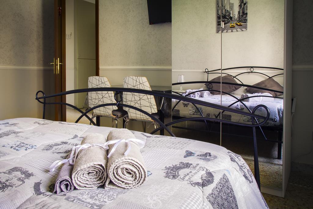 Appartamento Residence Sole E Luna ローマ エクステリア 写真